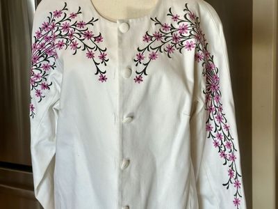 Gorgeous Bob Mackie Wearable Art Jacket