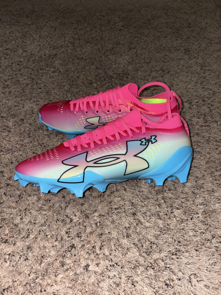 Under Armour UA Blur Pro Football Cleats