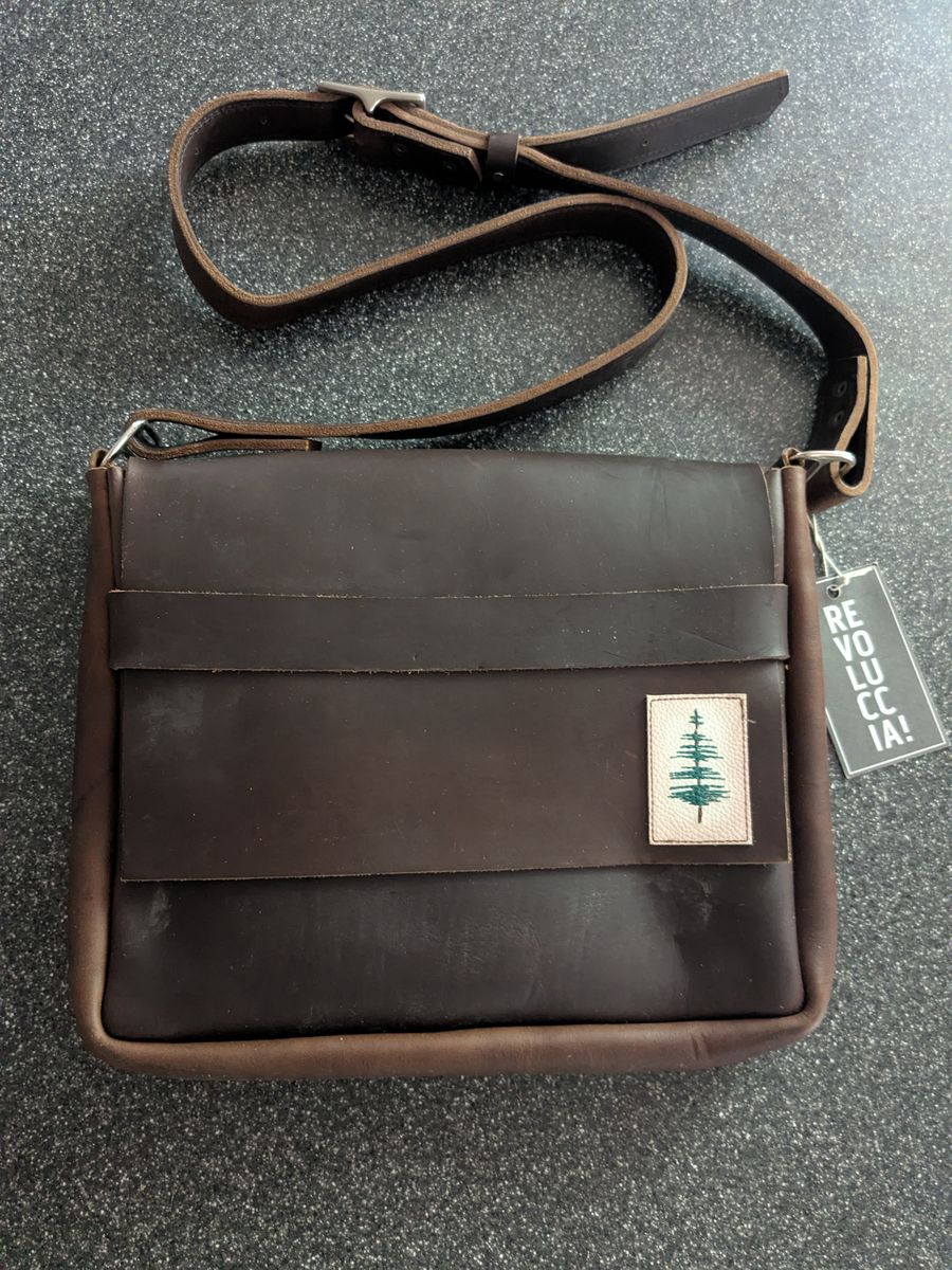 Handmade leather crossbody bag