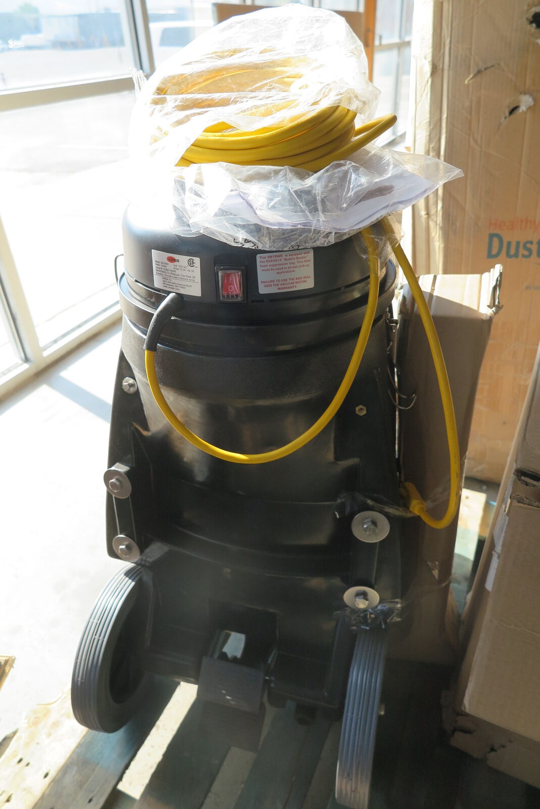 nilfisk viper wet/dry commercial vacuum sn18wd