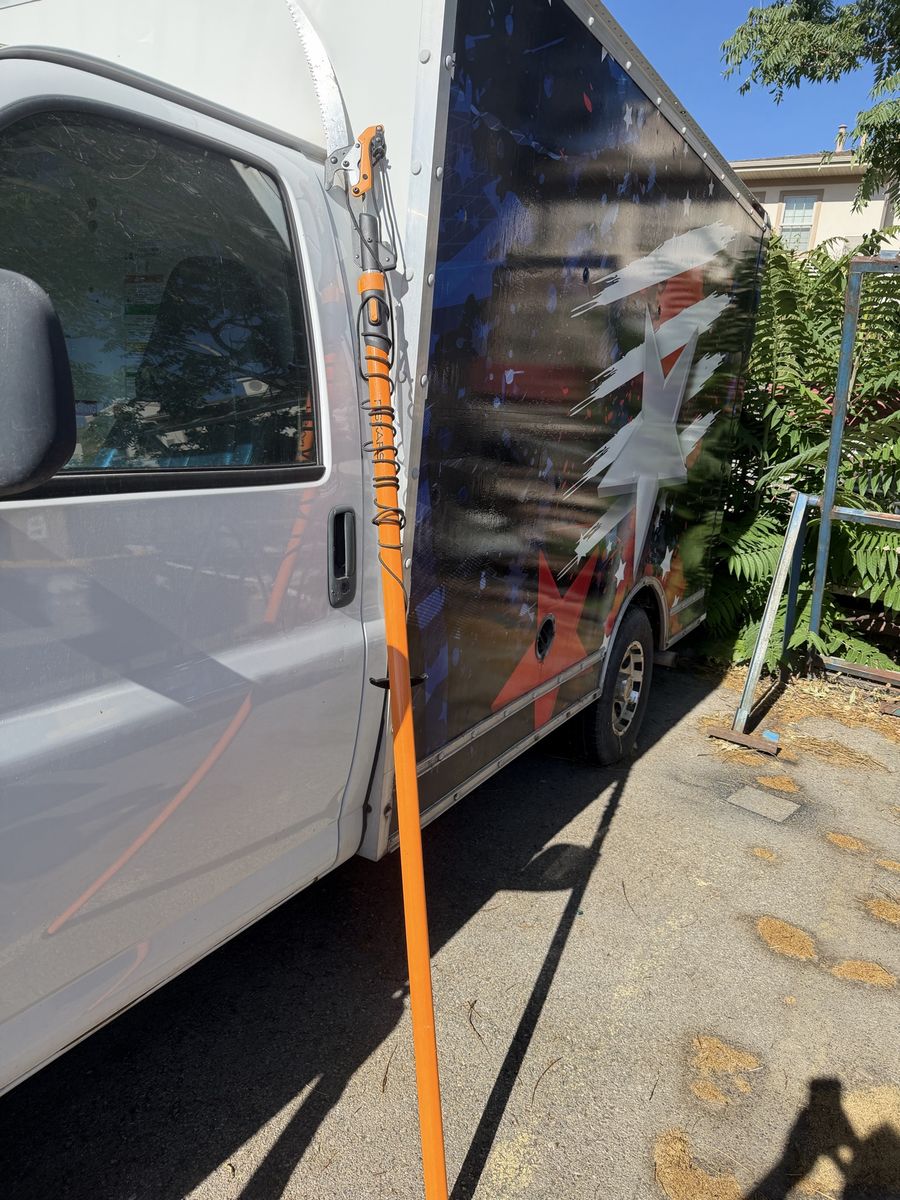 FISkars Orange Tree Pruner Pole Saw with Hook - Extendable Tree Trimming Tool.  Used once. CASH ONLY