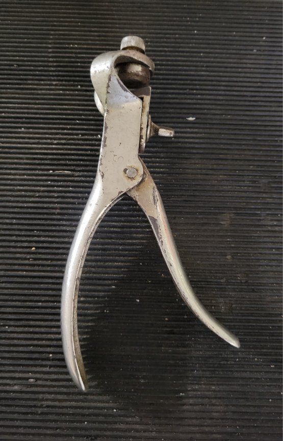 Vintage Hand Tool Saw Tooth Setting Pliers