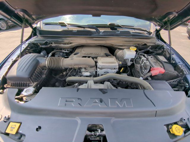 Main image 33