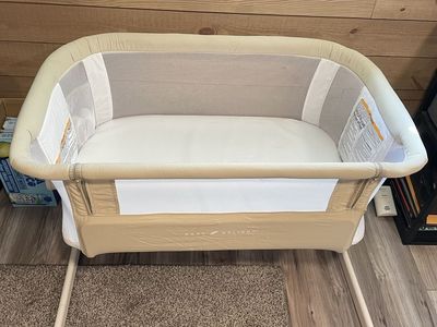 Bedside Bassinet + 5 Sheets & Cover