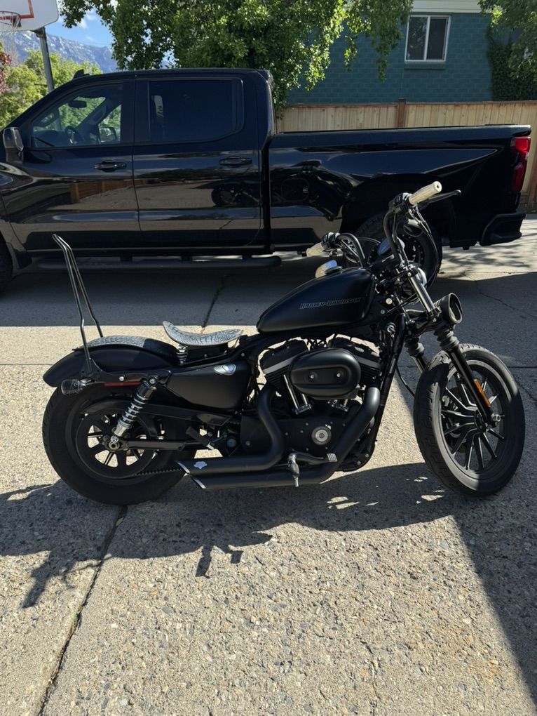 Harley Davidson Sportster 883 Iron