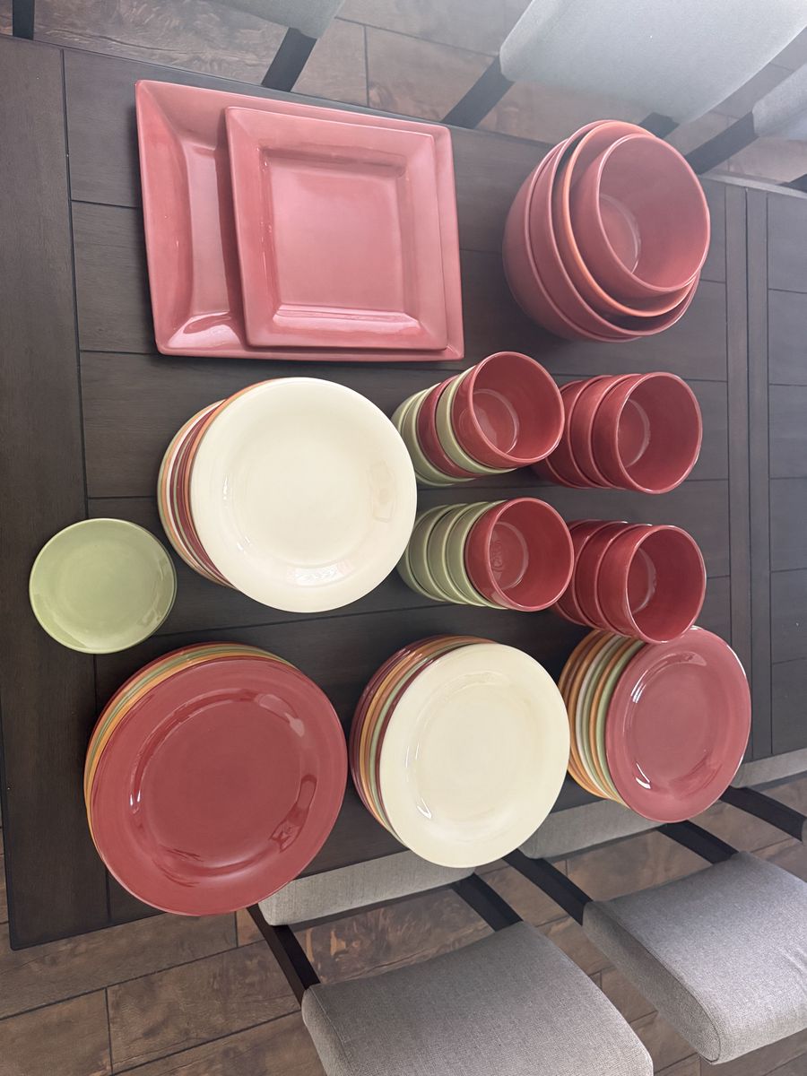 Espara Lifestyle Set of dishes; 64 pieces total; MUST PICK UP