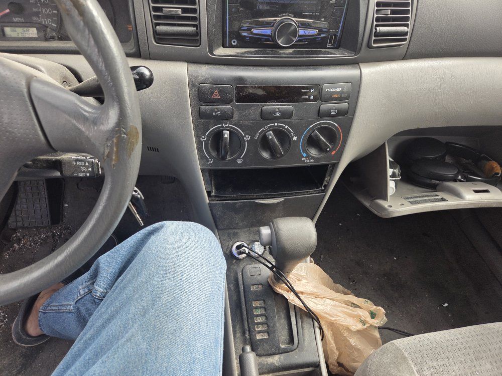 2006 TOYOTA COROLLA CE