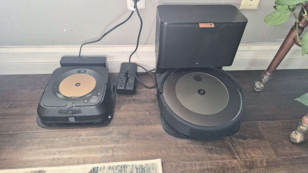 iRobot Roomba j9+ Robot Vacuum & Braava Jet