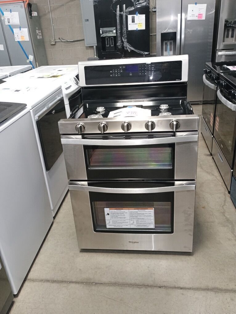 NEW WHIRLPOOL GAS DOUBLE OVEN RANGE STAINLESS