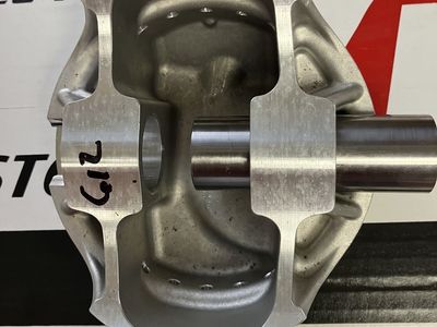 6 Big Block Chevy 582 pistons