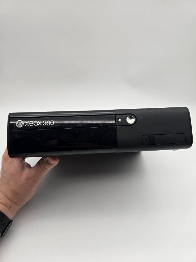 Xbox 360 E Console Black - Untested