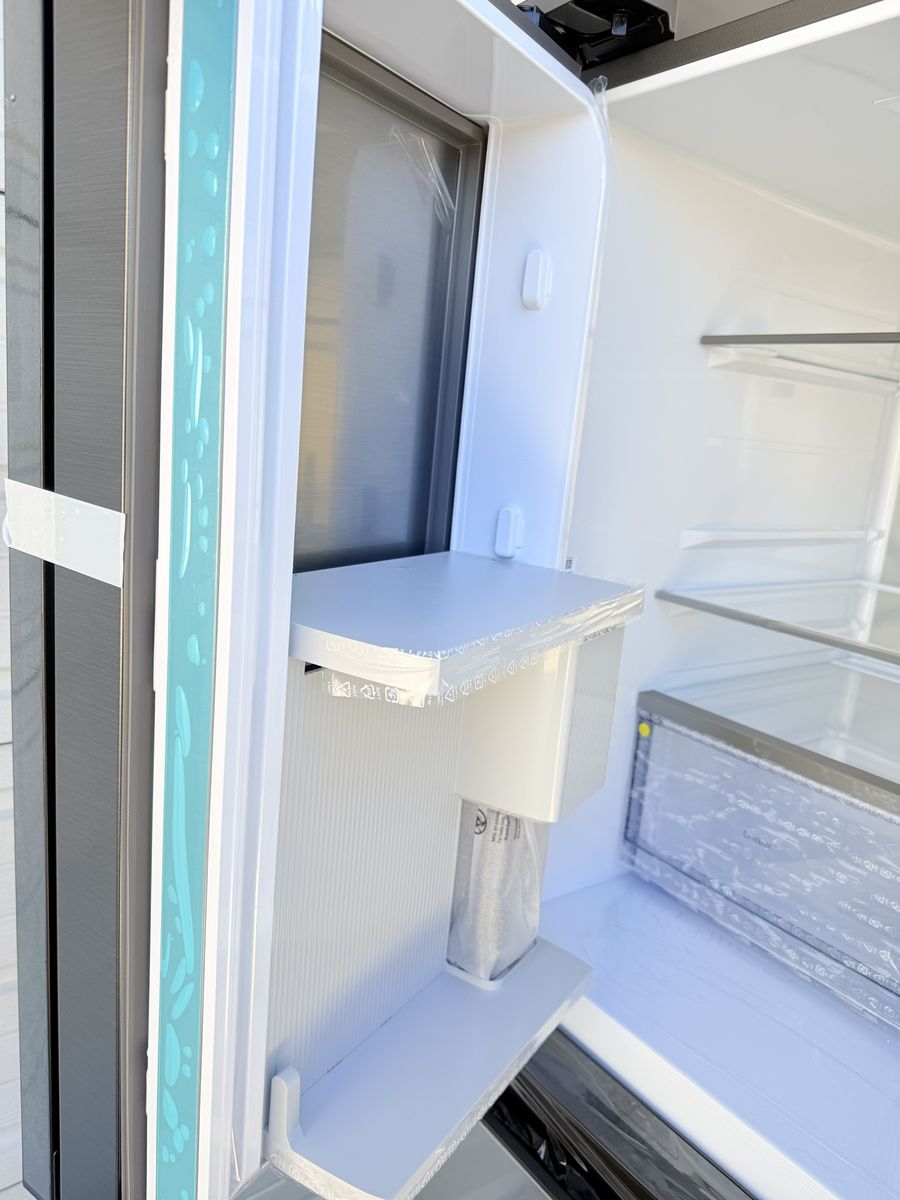 Main image 8