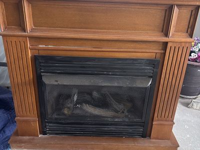 Corner Natural Gas Fireplace Insert with Wood Mantle - Used