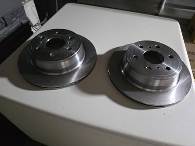 2009 GMC 2500 HD FRONT BRAKE ROTORS