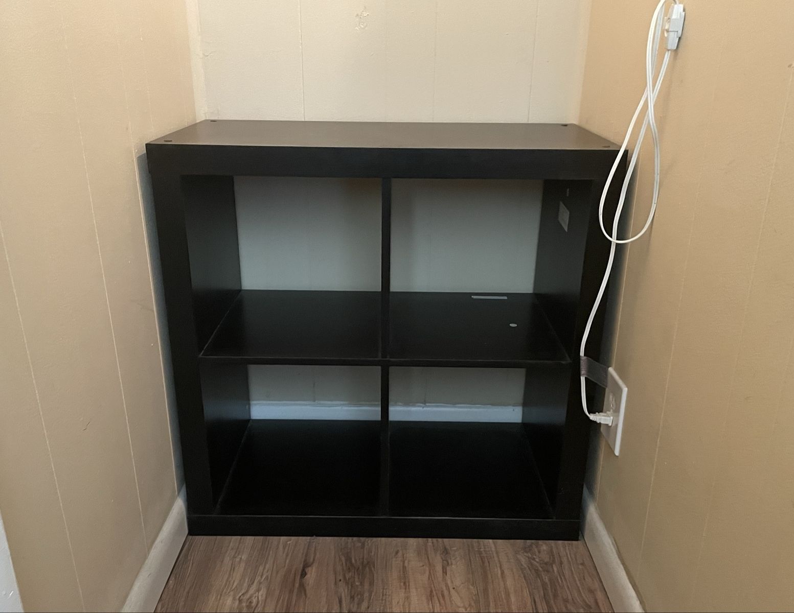 Main image 4