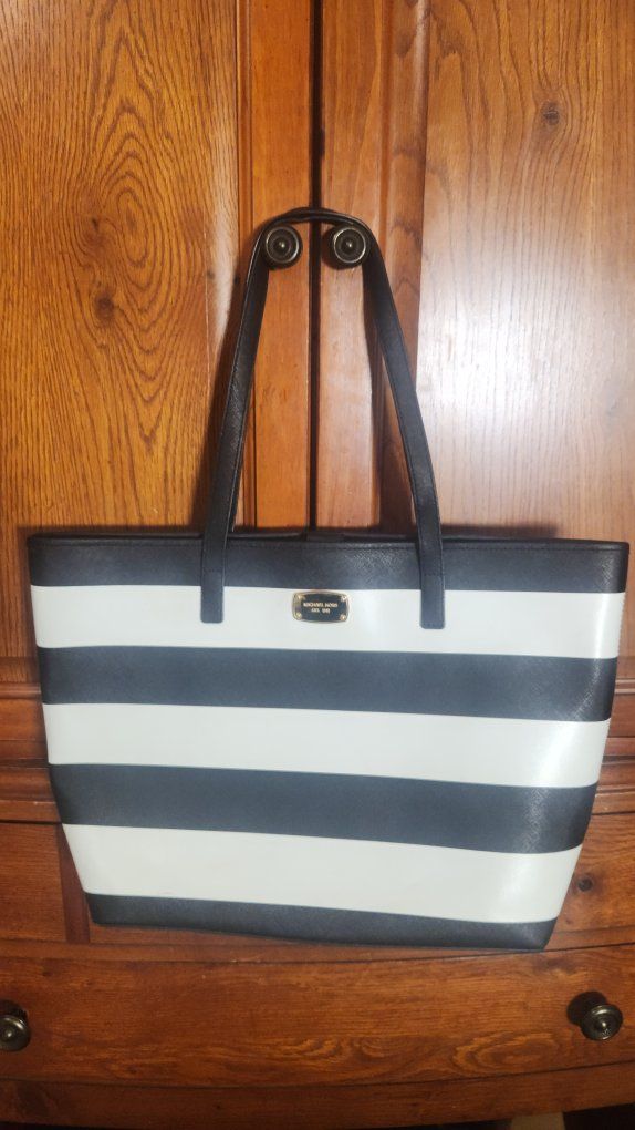 Michael Kors striped black and white large Jet Set travel tote