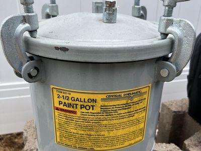 Central Pneumatic 2.5 Gallon Paint Pot Pressure Paint Tank Item 93119