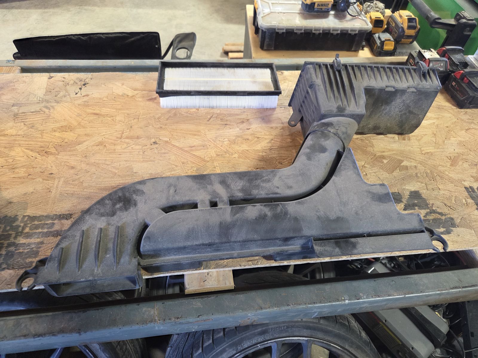 2010 nissan altima stock air intake box with filter