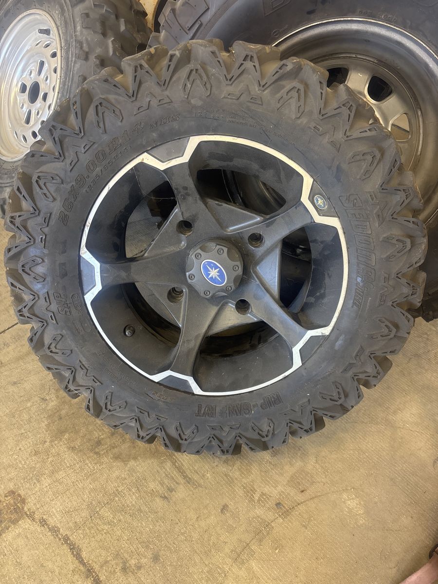 Razor tire