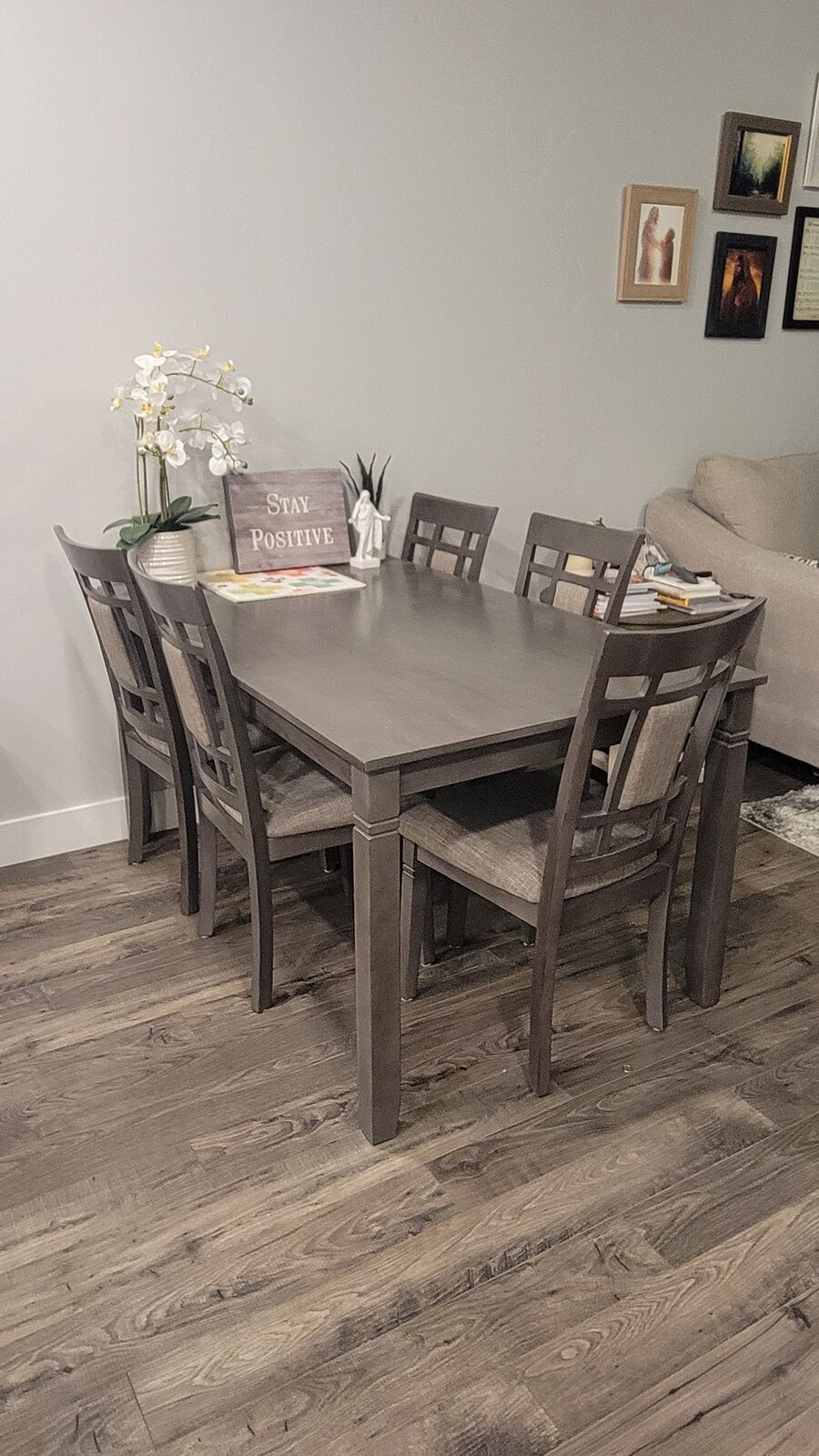 Table and 6 Chair Set