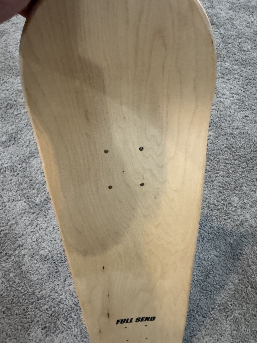 Main image 4