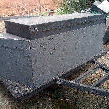 UTILITY TRAILER 