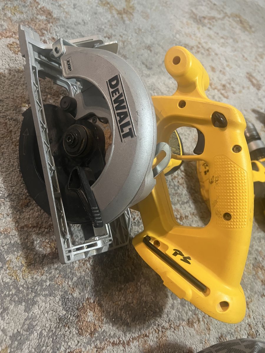 DEWALT Cordless Drill & Circular Saw Kit with Charger - Used Power Tools $75 OBO