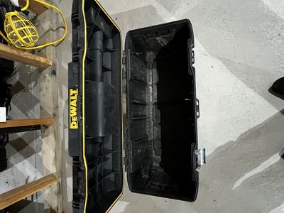 DEWALT TOUGHSYSTEM 2.0 Rolling Tool Box - Large, Durable Storage w/ Retractable Handle, one buckle is gone but the other good