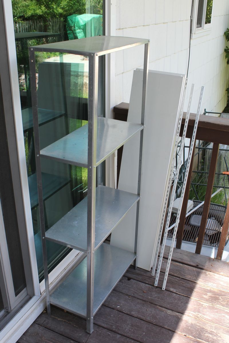 Free Shelves