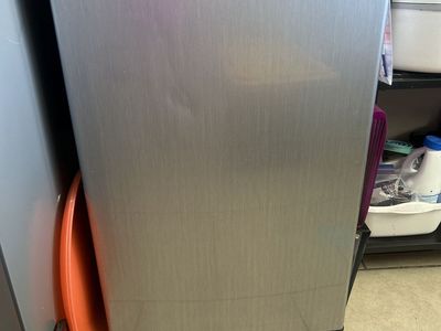 Mini fridge