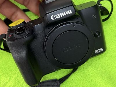 Canon m50 lens 15-45mm 425$, 5div+50mm 1.2L