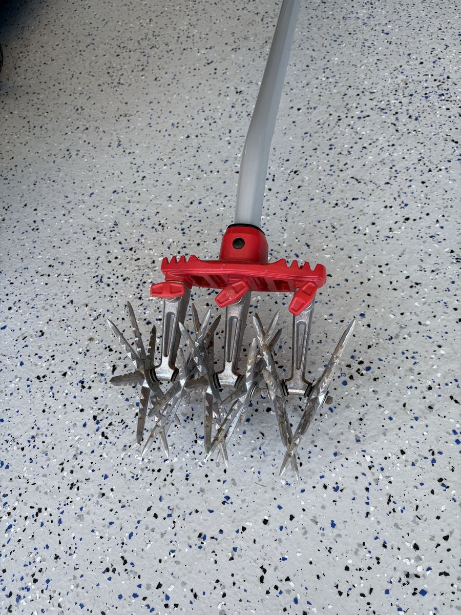CORONA Cultivator