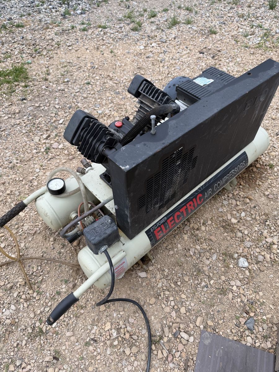 Air compressor