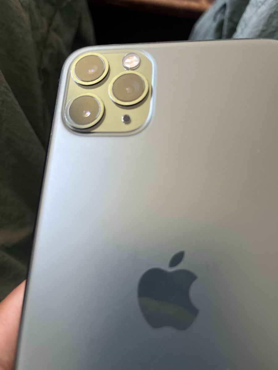 Apple iPhone 11 Pro Max ,512GB.Unlocked - Good Condition