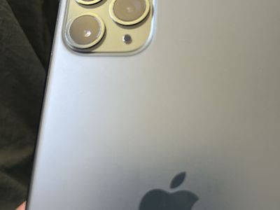 Apple iPhone 11 Pro Max ,512GB.Unlocked - Good Condition