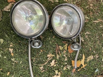 Vintage Chrome Driving Lights Auxiliary Fog Lamps Pair