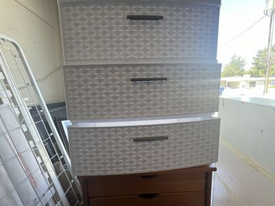 Plastic drawers