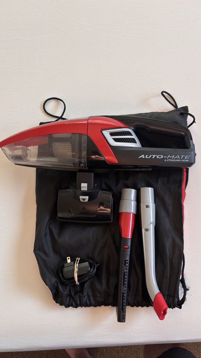 Bissell Auto-Mate Lithium-Ion Cordless Handheld Car Vacuum Cleaner with Attachments