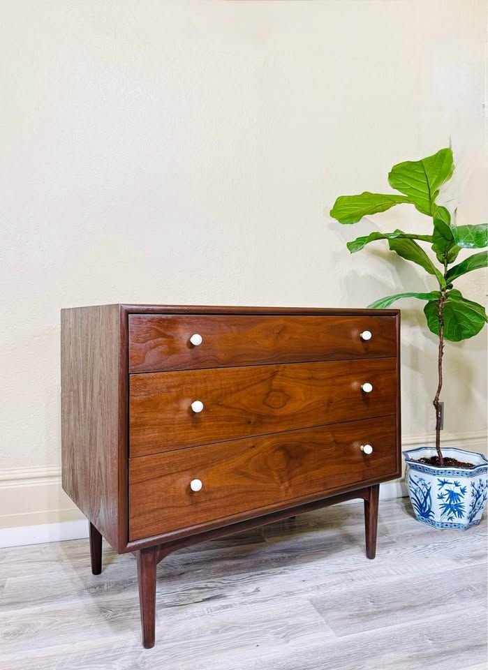 Vintage Mid Century Modern Walnut Kipp Stewart Drexel Declaration 3 Drawer Dresser Chest