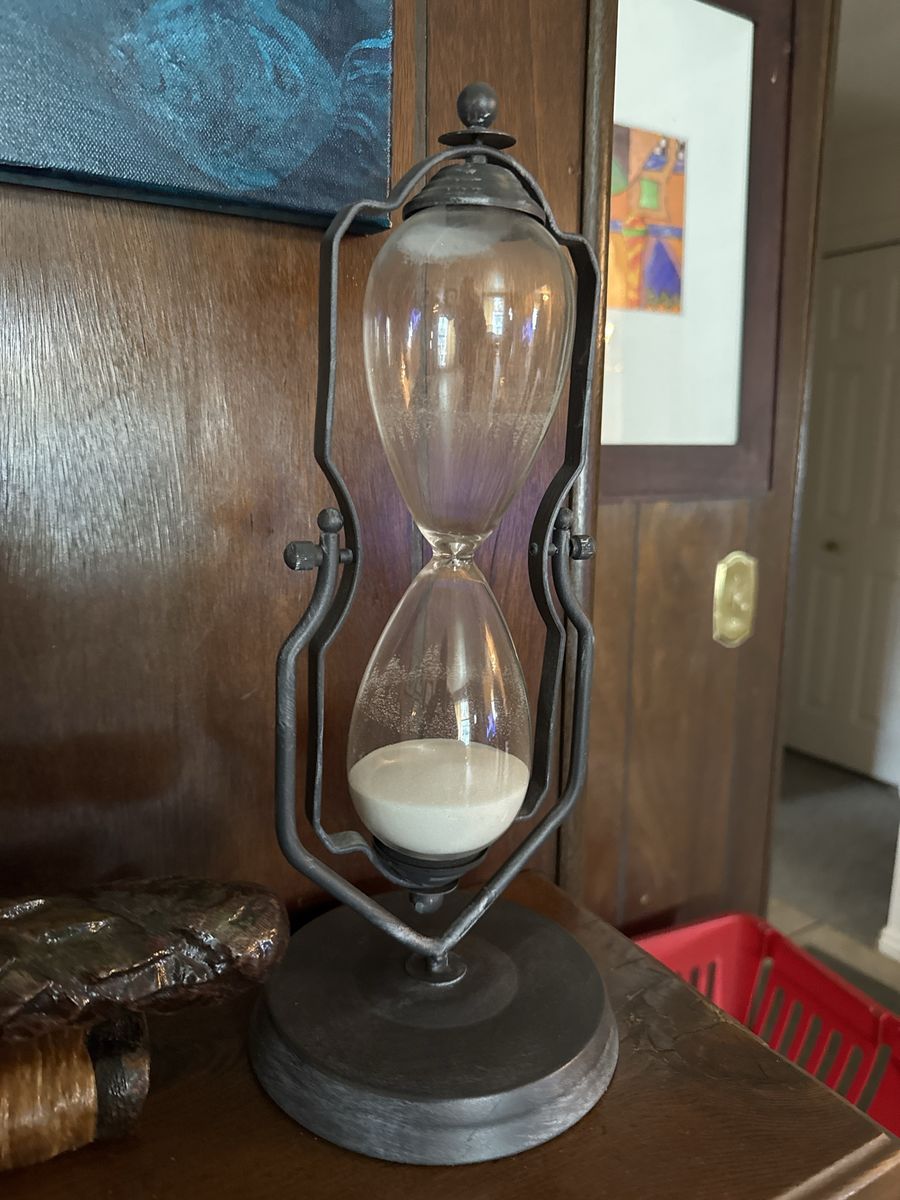 Vintage Bronze Metal Flipping Hourglass Sand Timer Decorative Table Accent