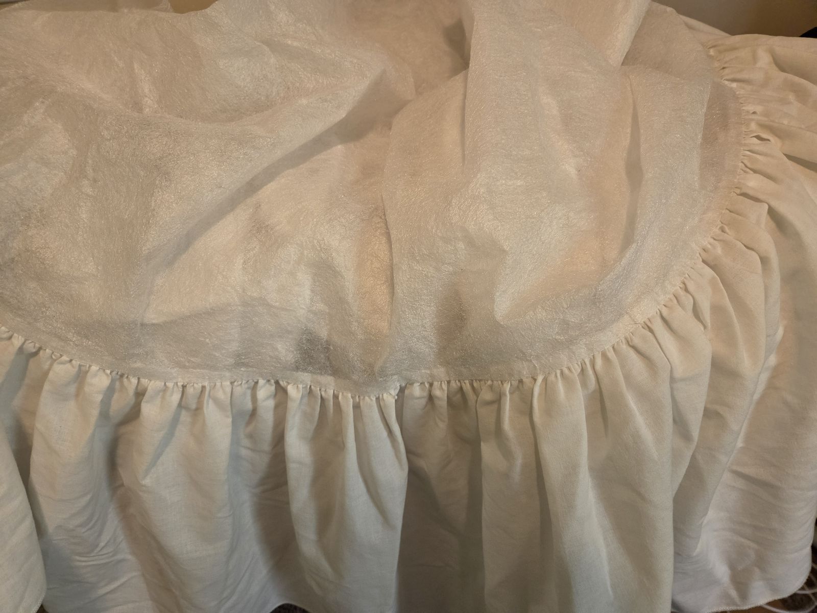 Used full size bed skirt