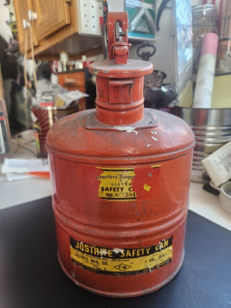 Justrite Safety Can cat. no. 10300/10301 1 gal.