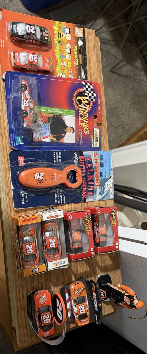 Tony Stewart #20 Home Depot NASCAR Diecast Cars & Collectibles Lot