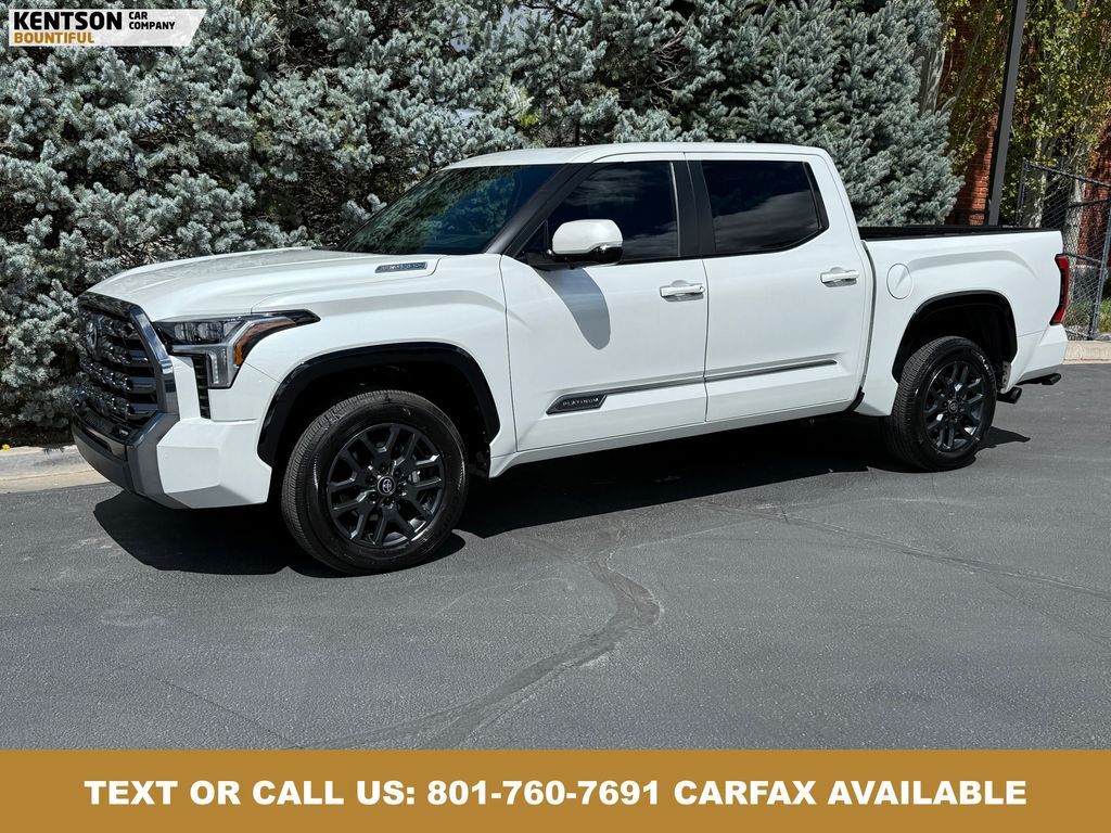 2025 Toyota Tundra Platinum HV