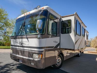 2002 Monaco Diplomat 38' Diesel Pusher | 43,689 Miles | 495 Gen Hours | 330HP Cummins