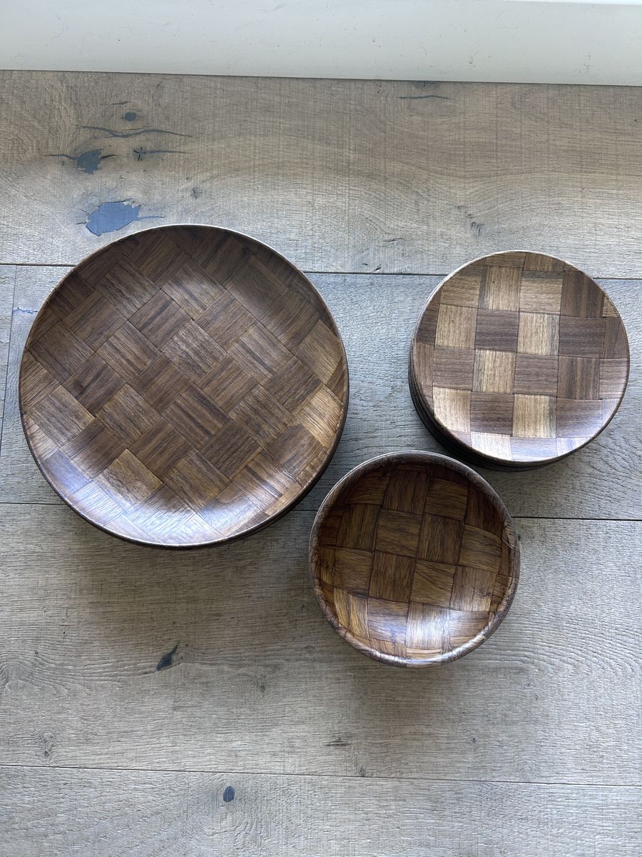 Vintage Weavewood Inc. Dinner plates, Salad plates and Bowls. Genuine Walnut