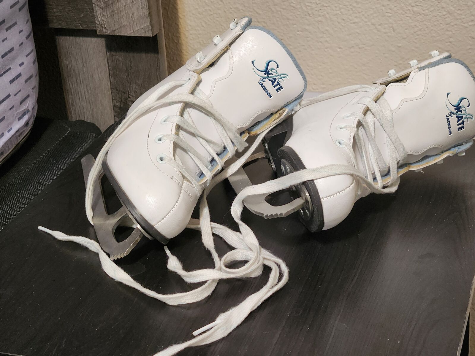skates Jackson 12J