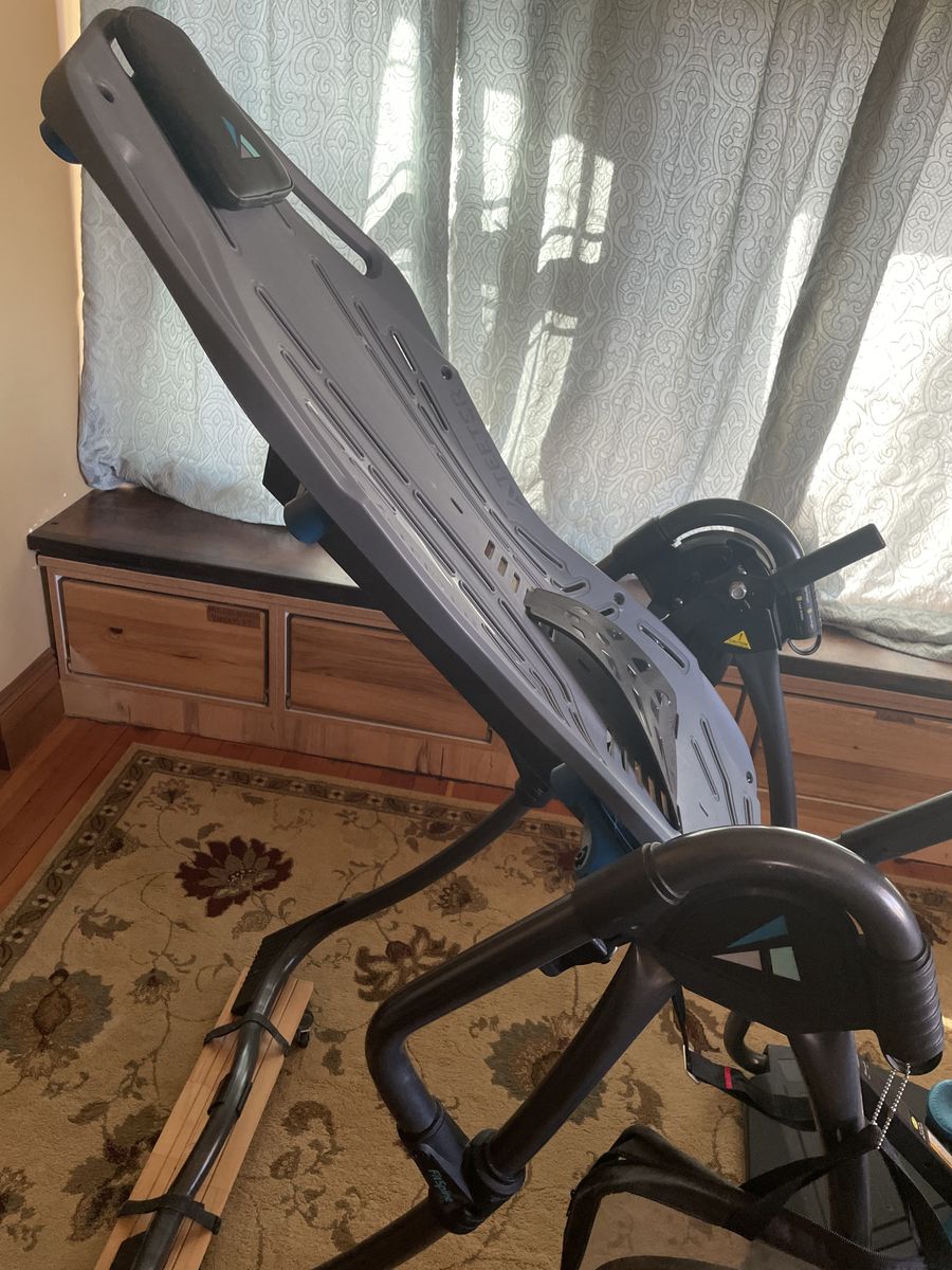 Teeter FitSpine LX9 Inversion Table