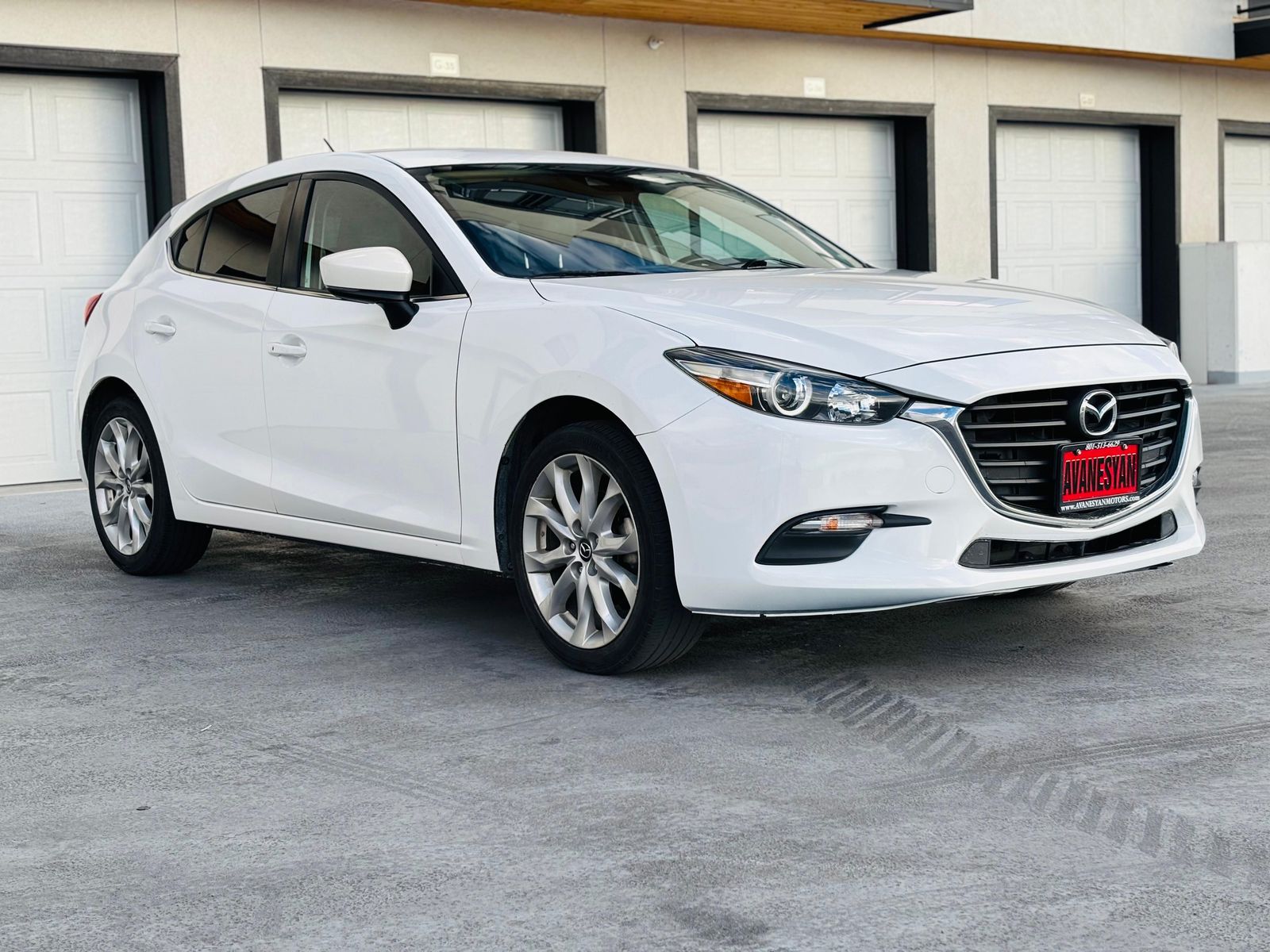 2017 MAZDA MAZDA3 Touring