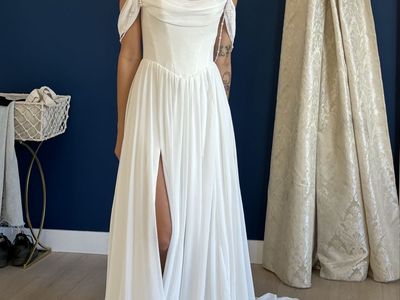 Madi Lane Serene Bennet Ivory Wedding Dress Size US 4